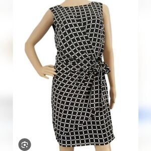 White House Black Market 4 Geo Chiffon Hauz Wtap Dress